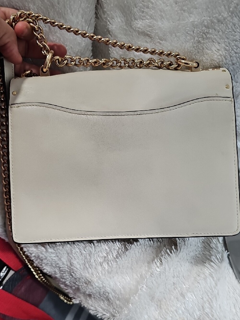 Coach Klare Cream Leather Shoulder Bag with Gold Chain Straps - Picture 8 of 15